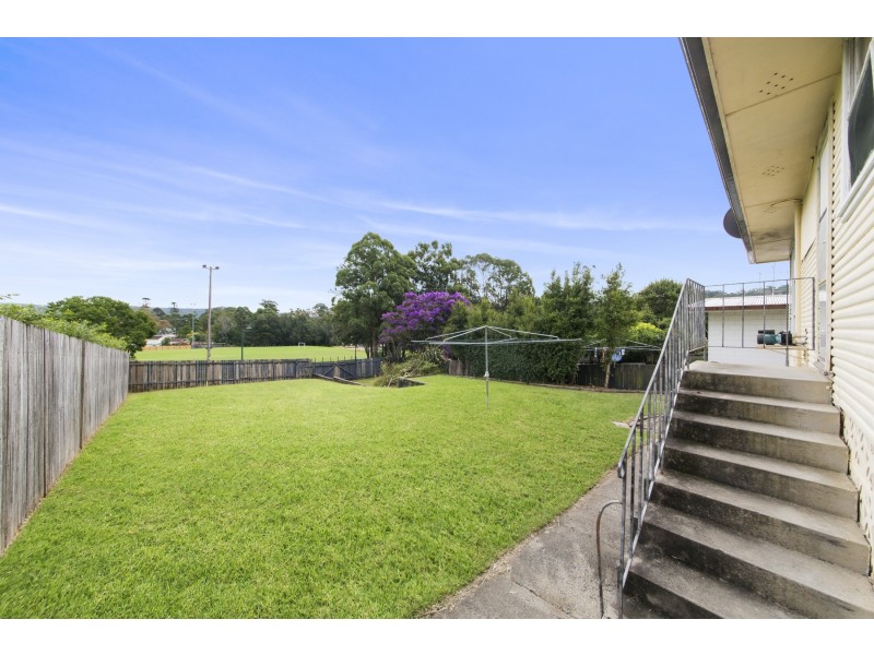 22 Day Street, Wyoming NSW 2250