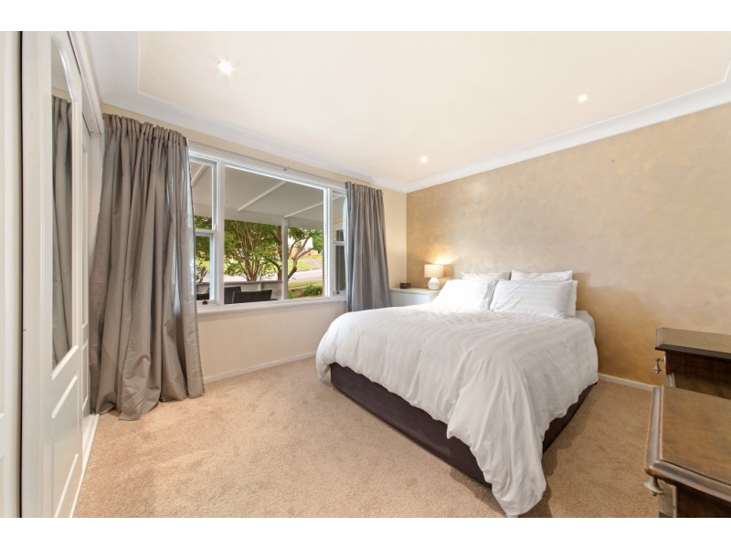 22 Day Street, Wyoming NSW 2250