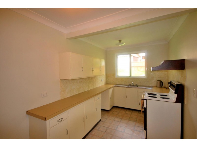 30 Maidens Brush Road, Wyoming NSW 2250