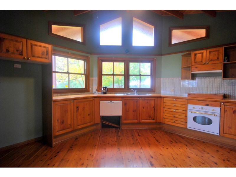 Mangrove Mountain NSW 2250