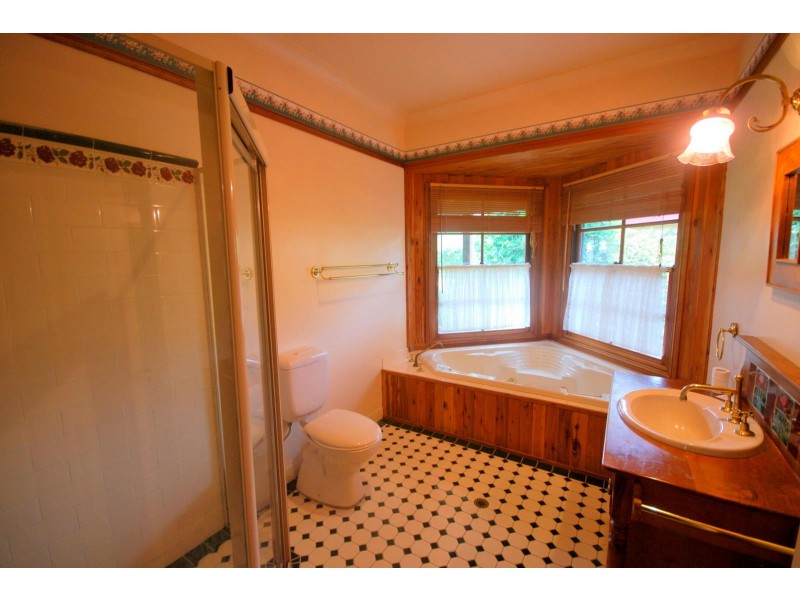 Mangrove Mountain NSW 2250