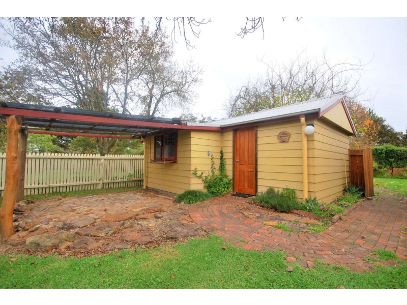 Mangrove Mountain NSW 2250