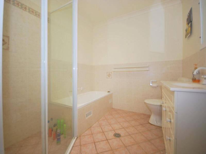 11 The Rise, Lisarow NSW 2250