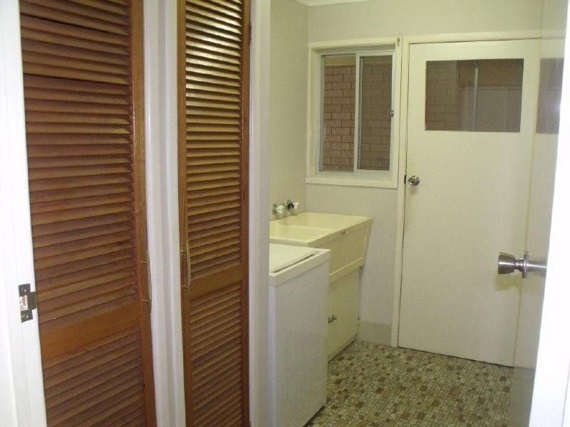 20 Cormorant St, Bribie Island QLD 4507