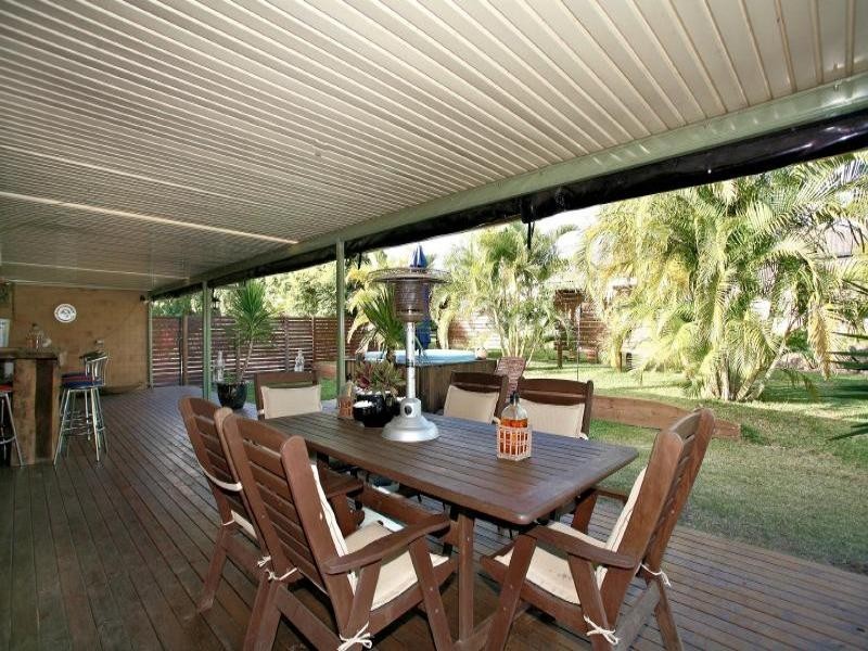 41 Wrenaus Way, Ningi QLD 4511