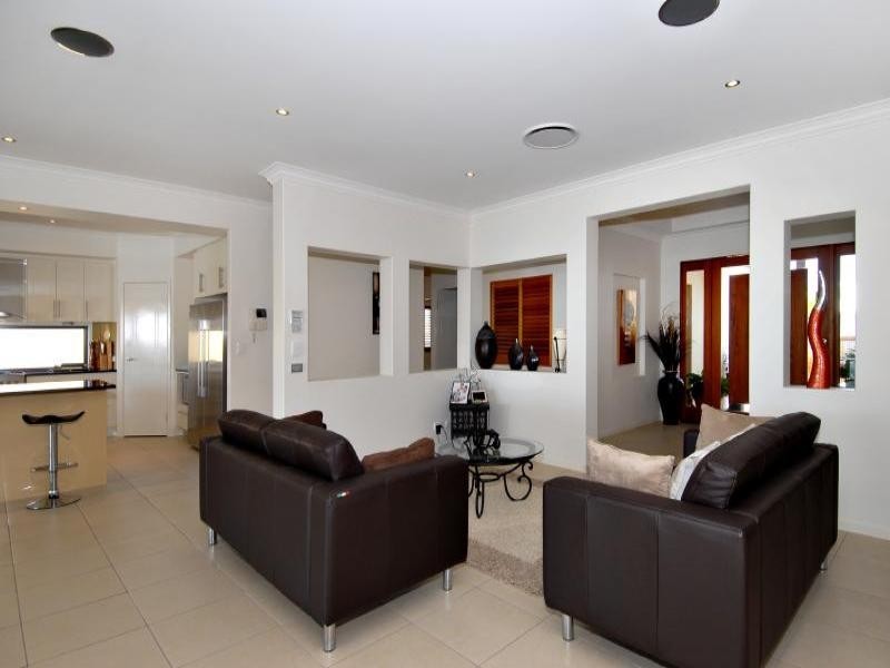 20 Raptor Pde, Bribie Island QLD 4507