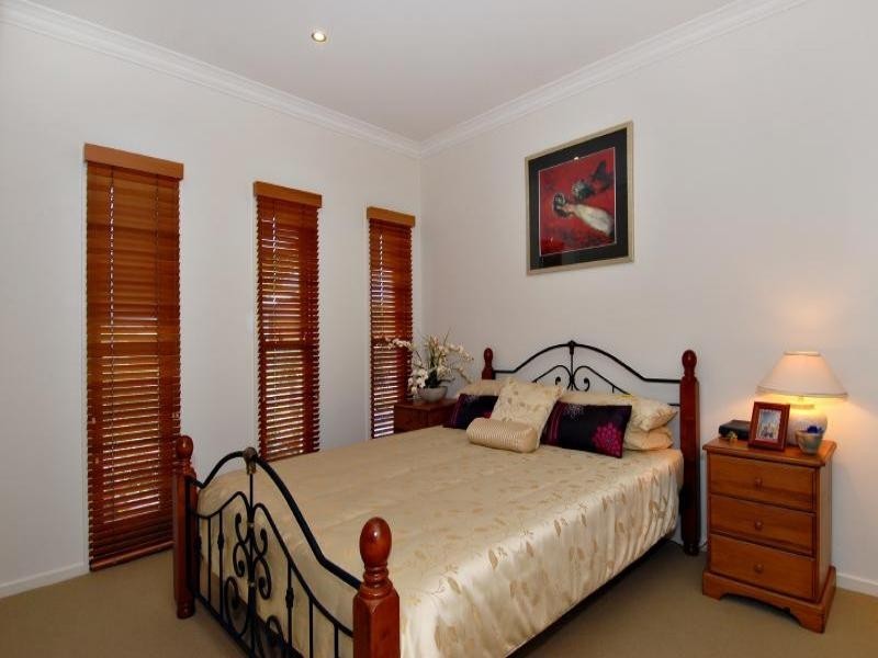 20 Raptor Pde, Bribie Island QLD 4507