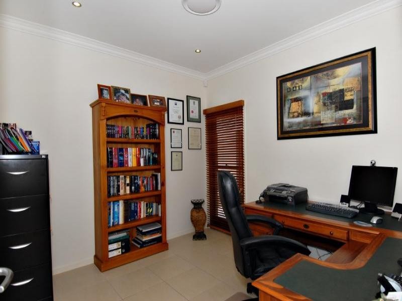 20 Raptor Pde, Bribie Island QLD 4507