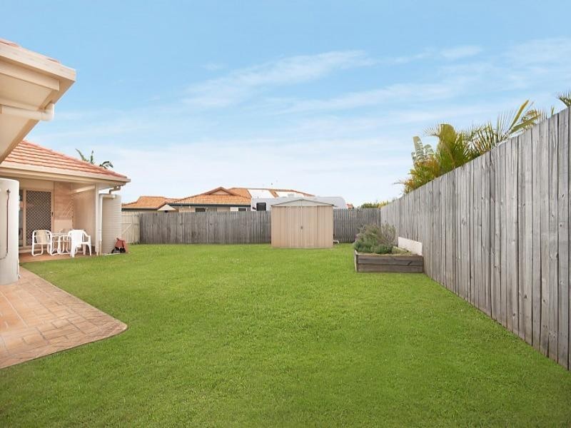 8 Seahorse Court, Bribie Island QLD 4507