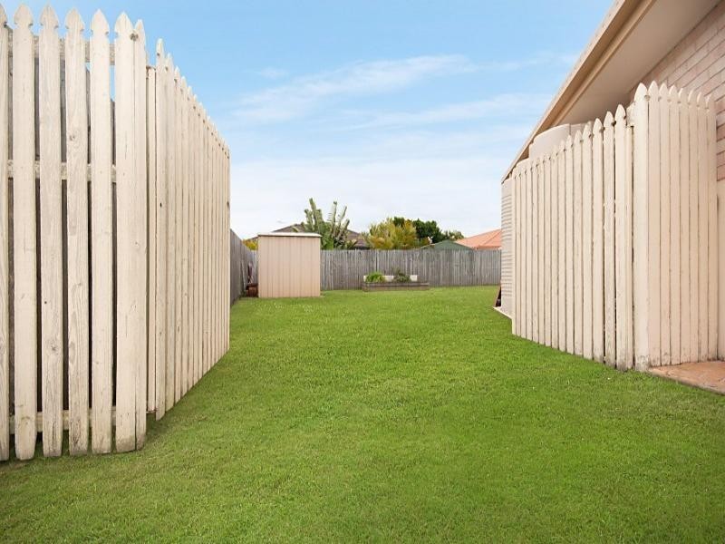 8 Seahorse Court, Bribie Island QLD 4507