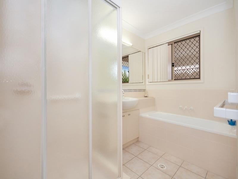 8 Seahorse Court, Bribie Island QLD 4507