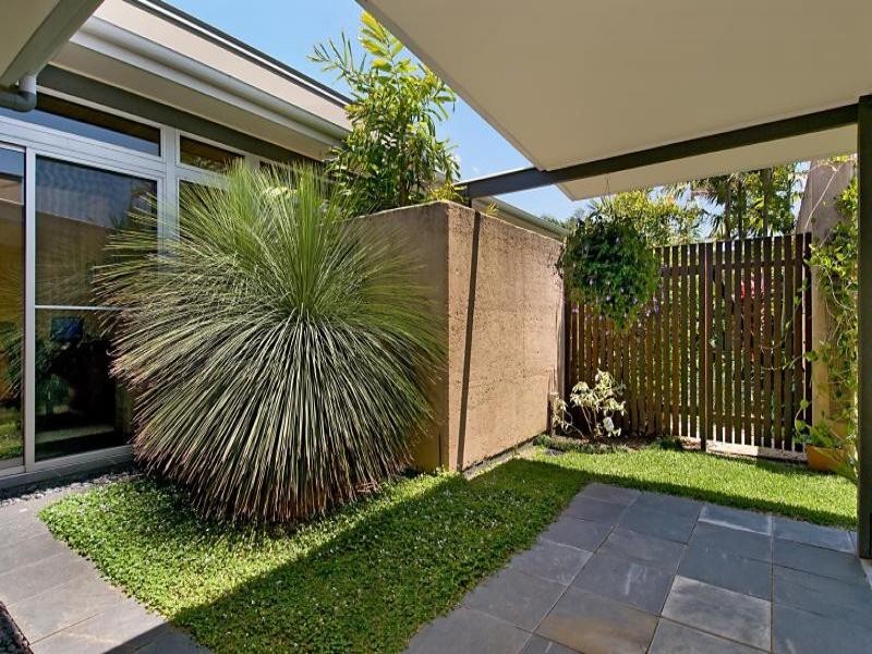 19 Norrland Ct, Bribie Island QLD 4507