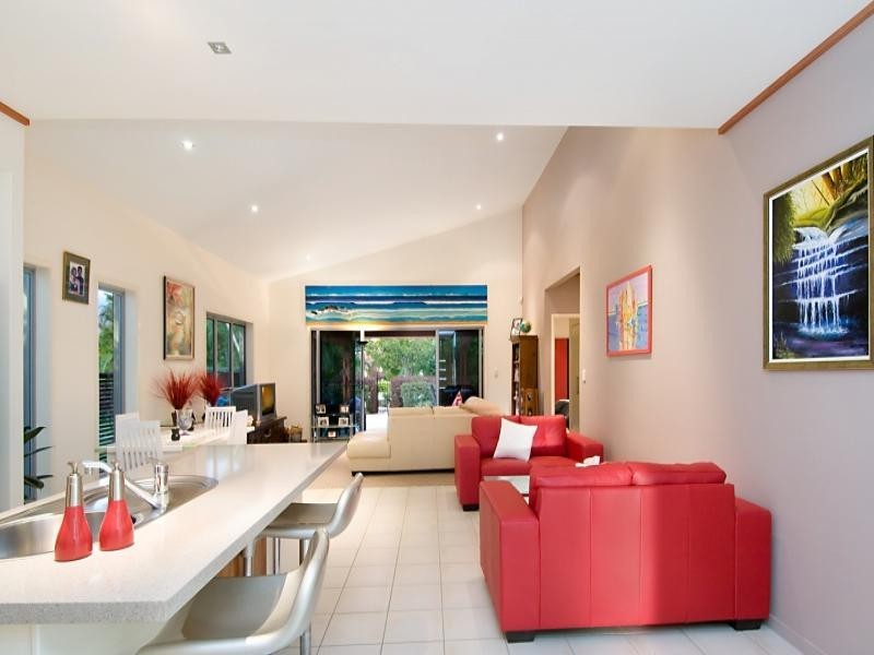 Sandstone Point QLD 4511