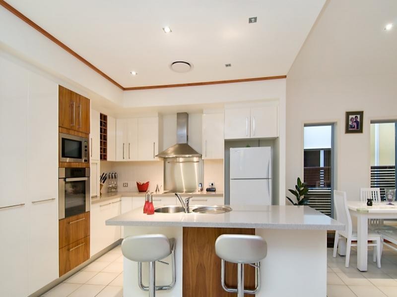 Sandstone Point QLD 4511