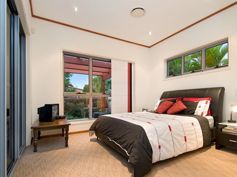 Sandstone Point QLD 4511