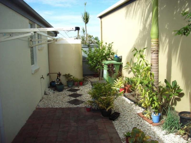 1 Yardarm Ct, Banksia Beach QLD 4507