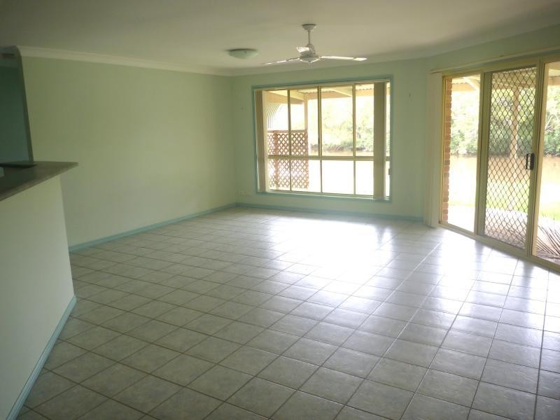 3 Riversleigh Road, Beachmere QLD 4510