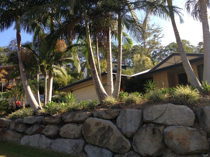 12 Hillside Crt, Little Mountain QLD 4551