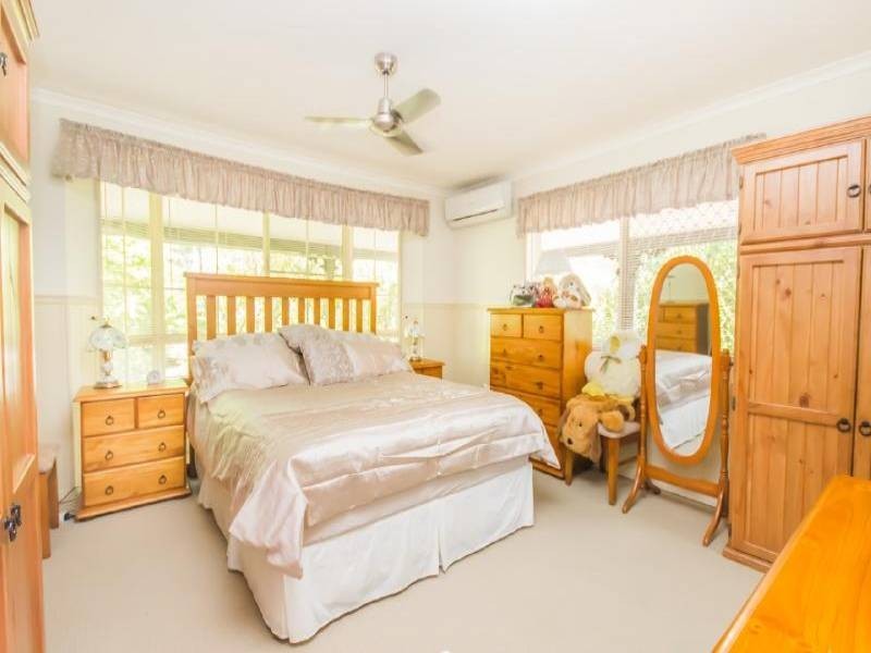 42 Johnston Road, Glass House Mountains QLD 4518
