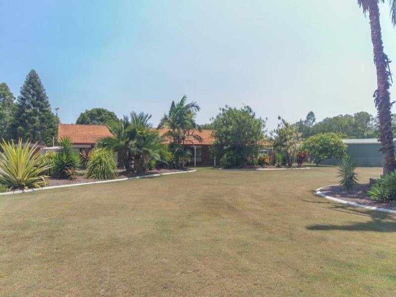 72 Johnston Rd, Glass House Mountains QLD 4518