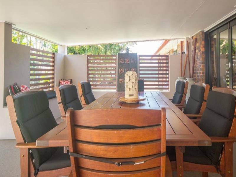 72 Johnston Rd, Glass House Mountains QLD 4518