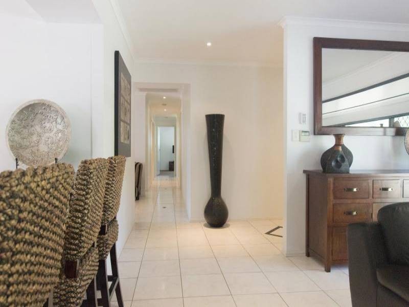 72 Johnston Rd, Glass House Mountains QLD 4518