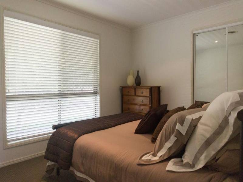 72 Johnston Rd, Glass House Mountains QLD 4518