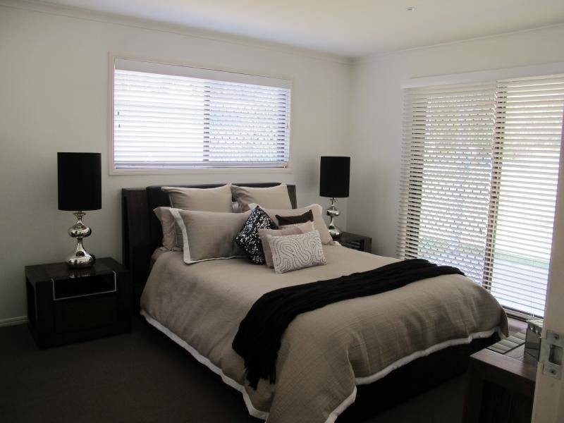 72 Johnston Rd, Glass House Mountains QLD 4518