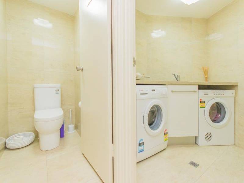 2/63 Lower Gay Terrace, Caloundra QLD 4551
