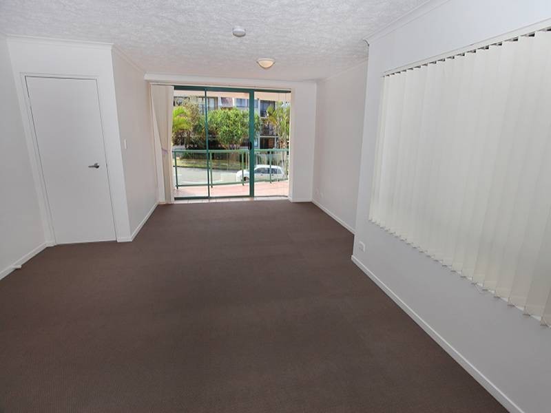 2/62 Edmund Street, Kings Beach QLD 4551