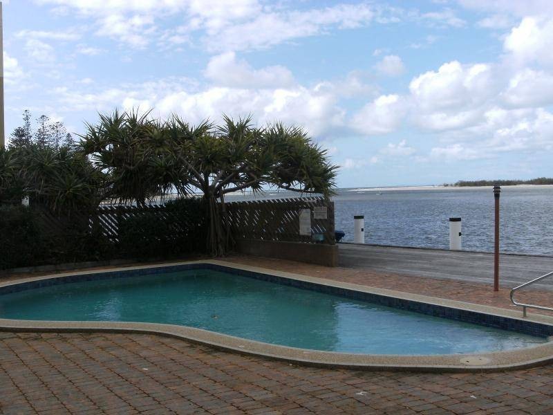 12/4 Maloja Avenue, Caloundra QLD 4551