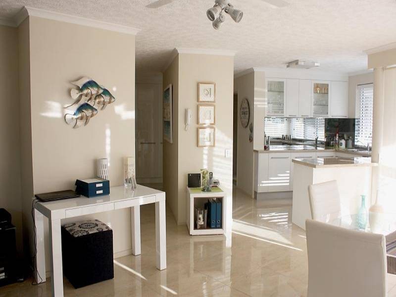 2/63 Lower Gay Terrace, Caloundra QLD 4551