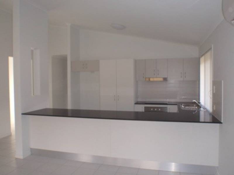 10 Whistler Place, Beerwah QLD 4519