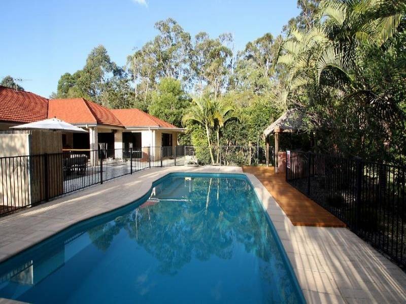 14 Bloomfield Place, Beerwah QLD 4519