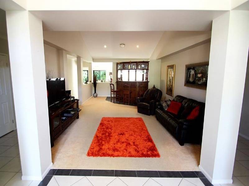 14 Bloomfield Place, Beerwah QLD 4519