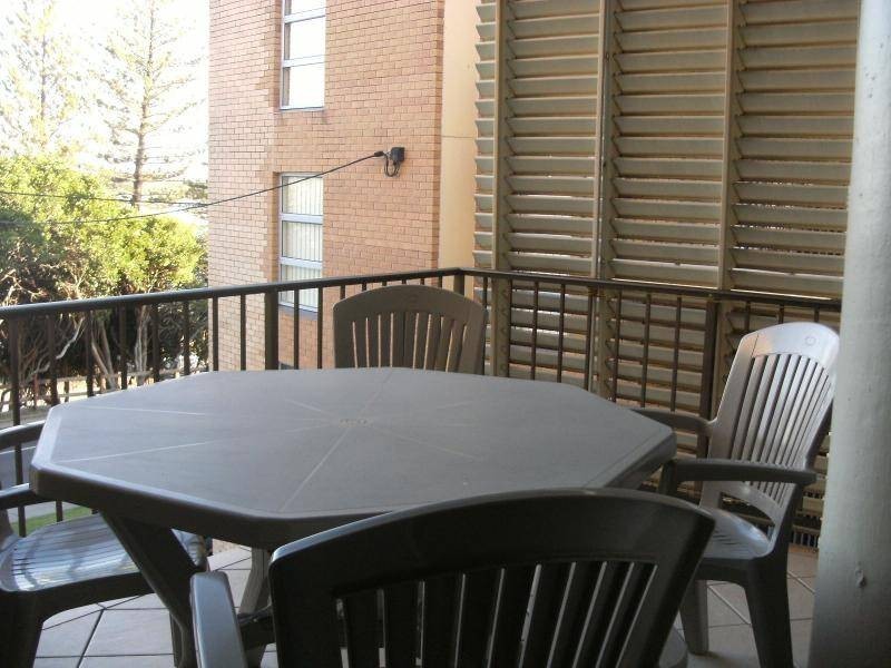 4/20 Esplanade Bulcock Beach, Caloundra QLD 4551