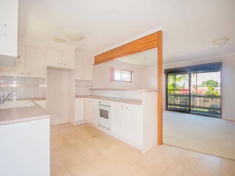 13 Ambako Place, Golden Beach QLD 4551