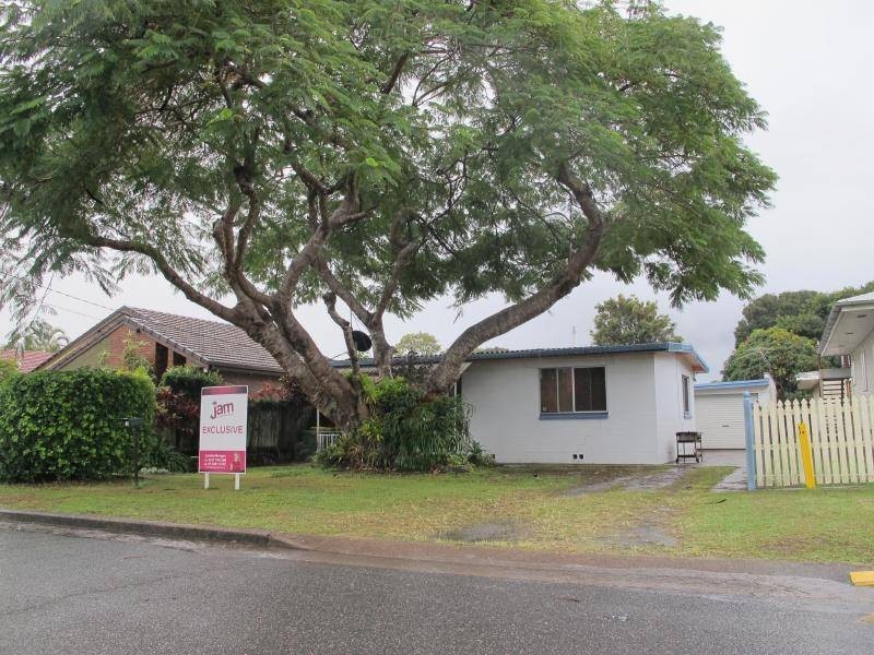 15 Haig Street, Golden Beach QLD 4551