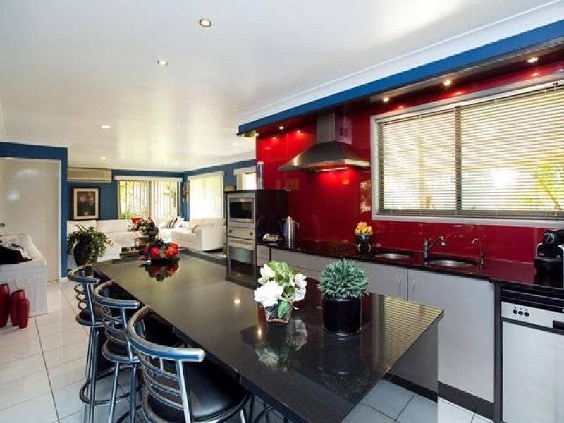 276 Barrs Road, Glass House Mountains QLD 4518