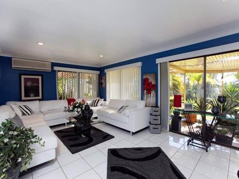 276 Barrs Road, Glass House Mountains QLD 4518