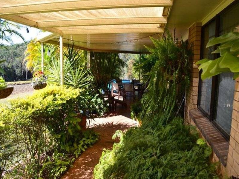 276 Barrs Road, Glass House Mountains QLD 4518