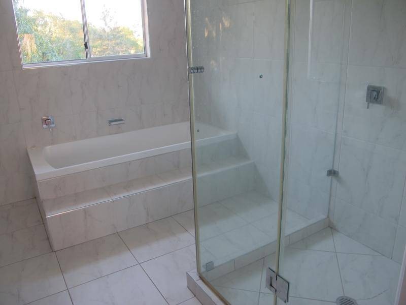 122 Sahara Road, Glass House Mountains QLD 4518
