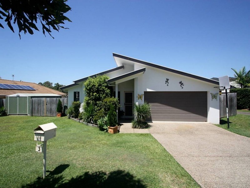 3 Pacific Place, Beerwah QLD 4519