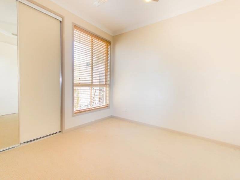 16 Usher Blvd, Beerwah QLD 4519