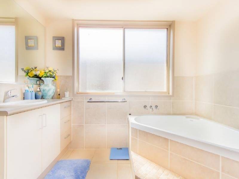16 Usher Blvd, Beerwah QLD 4519