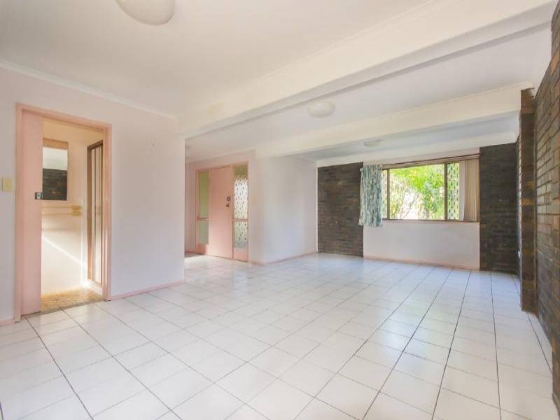 13 Ambako Place, Golden Beach QLD 4551