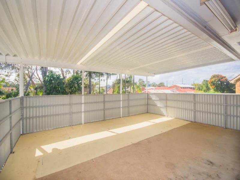13 Ambako Place, Golden Beach QLD 4551