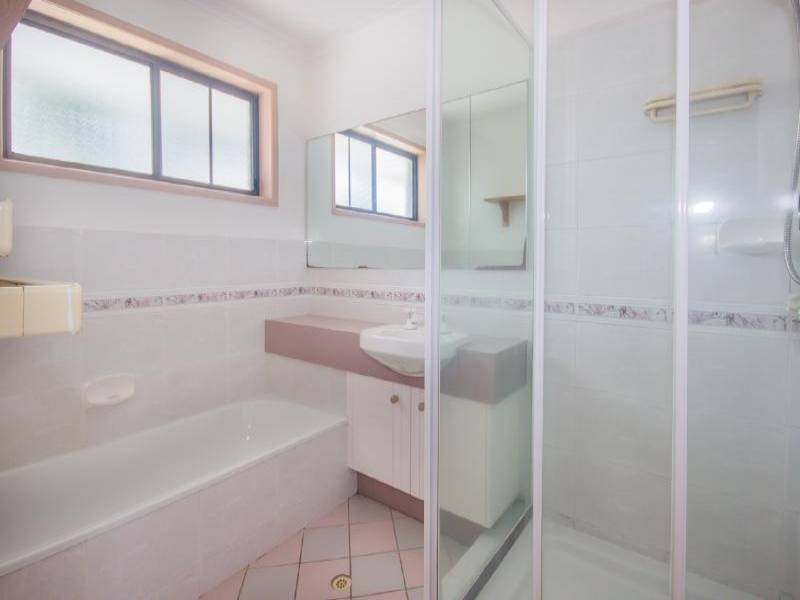 13 Ambako Place, Golden Beach QLD 4551