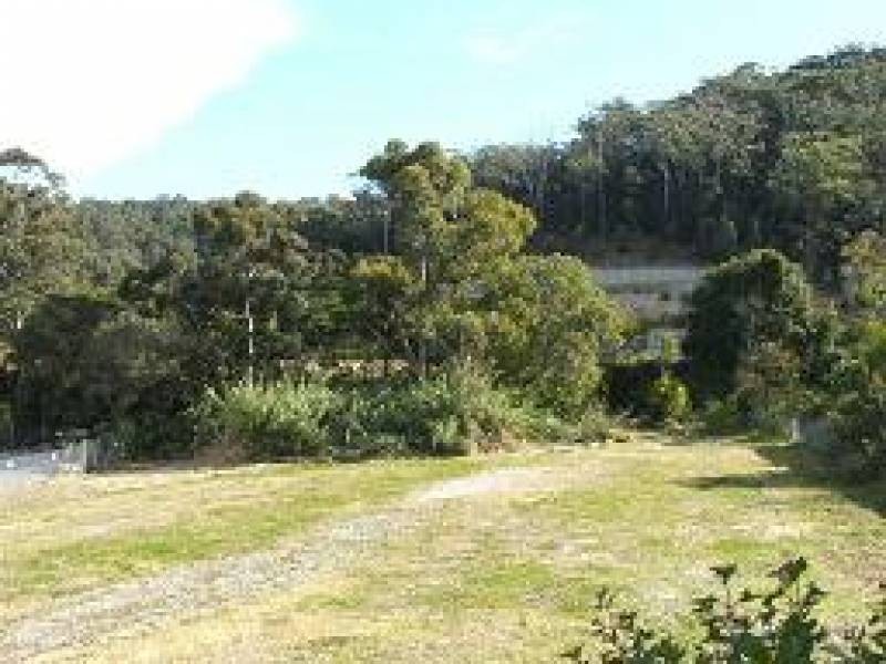 111 & 113 Jusfrute, West Gosford NSW 2250
