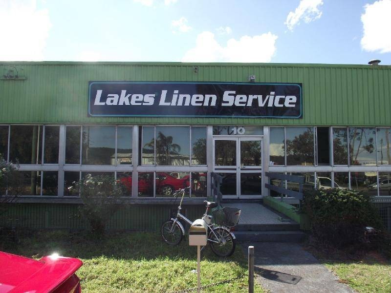 10 Dyer, West Gosford NSW 2250